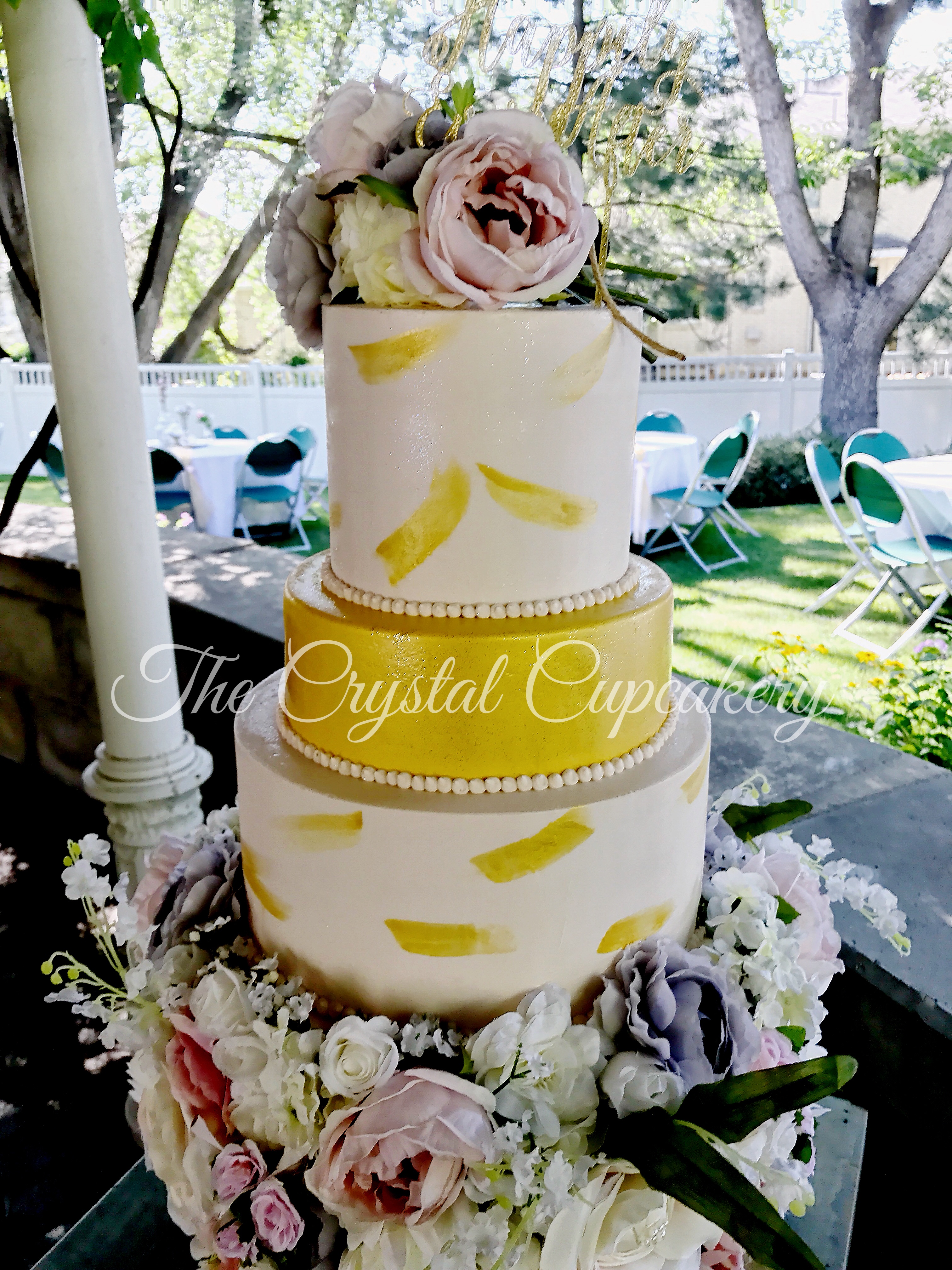 Gold & Floral Wedding