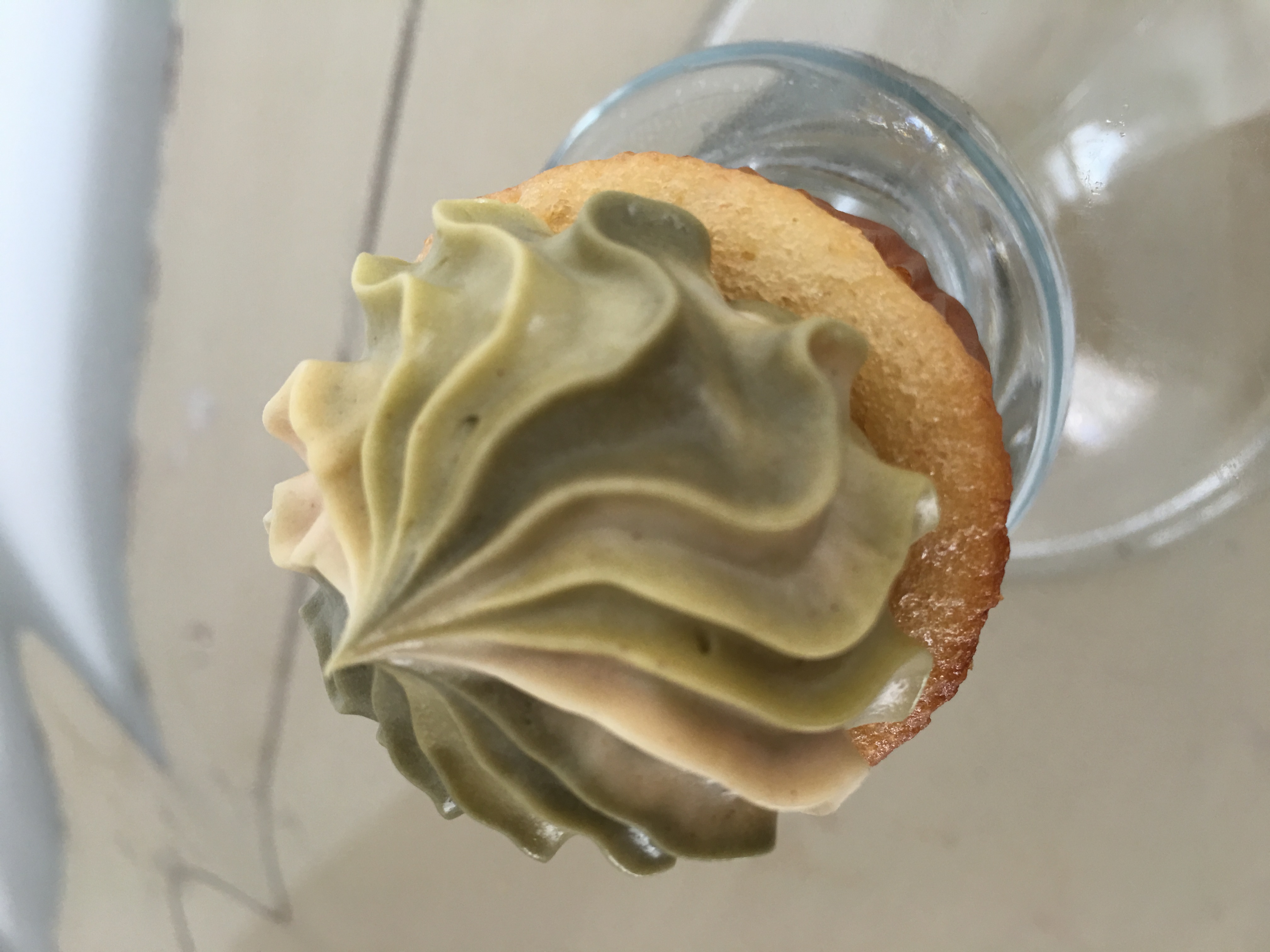 Camo Cupcake