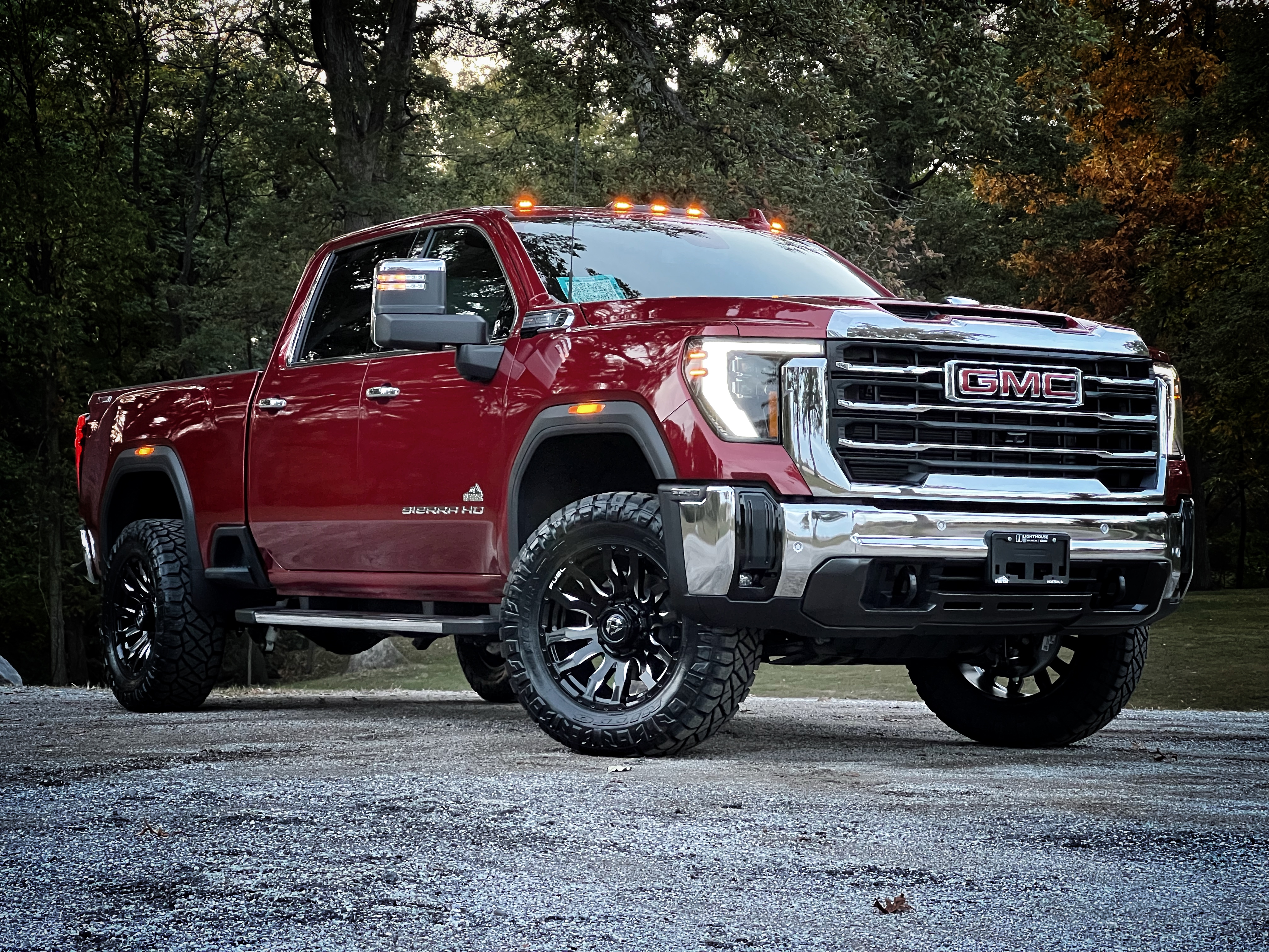 2026 GMC Sierra 2500HD SLT's photo