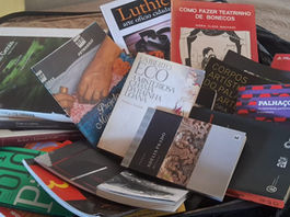 The Book on the Tablet ou na Baggage?