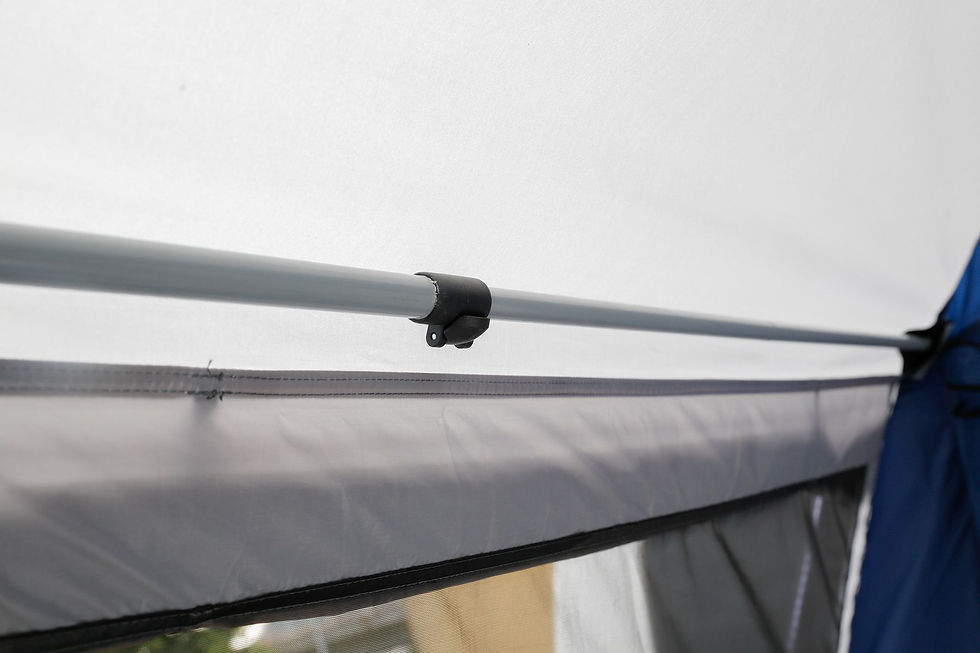 Miniaturbild: Awning Entrada