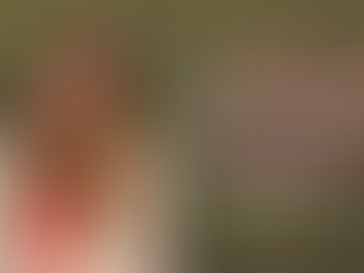 Porträt einer Frau vor grünem Hintergrund mit dem Text „So viele Männer wie immer. So wenig Wandel wie nie.“