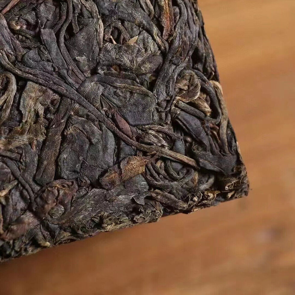 Миниатюра: 2004, Collection Yunnan Ancient Tree Lao Banzhang Raw Puer Limited Edition, 500g