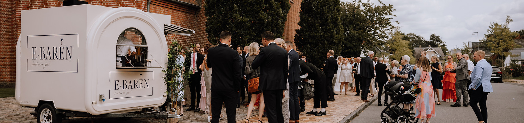 Cocktailvognen ude til et bryllup
