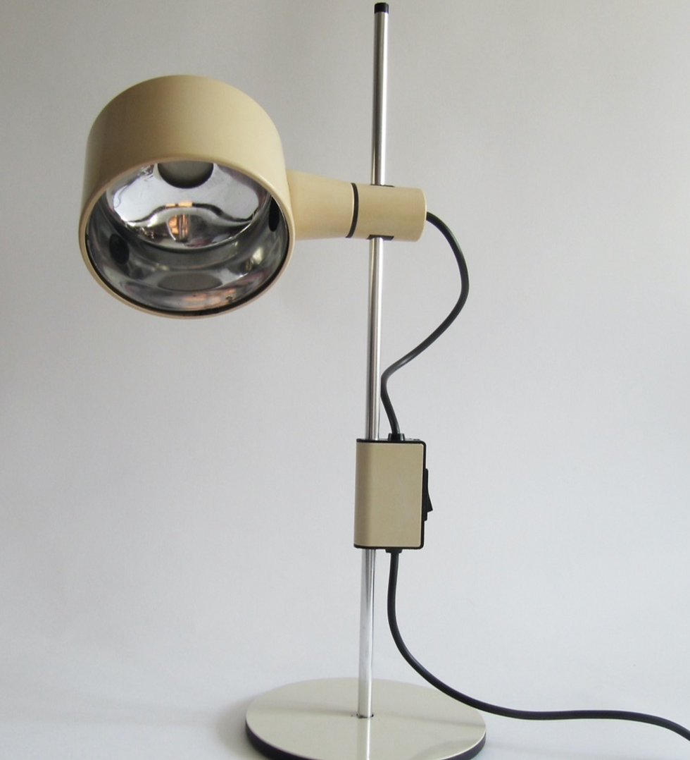 Thumbnail: PETER NELSON / RONALD HOLMES ARCHITECTURAL LIGHTING LAMP