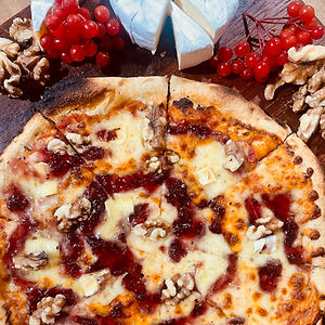 Walnut, Brie & Cranberry