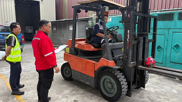 Forklift practical driving session 1 (1).jpeg