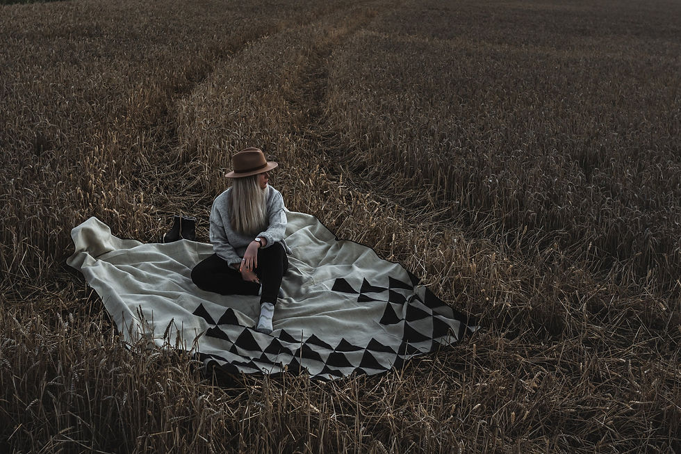 Thumbnail: Nevado Blanket - Natural / Black