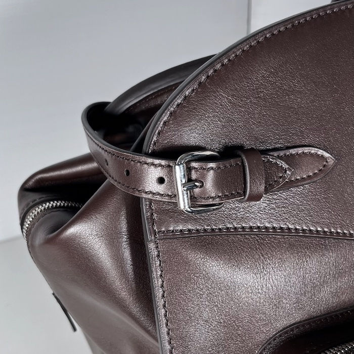 Thumbnail: AM-16 The Travel Bag
