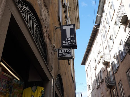 東京地方の予報は雪マーク