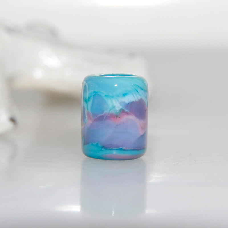 Thumbnail: genschi dread beads