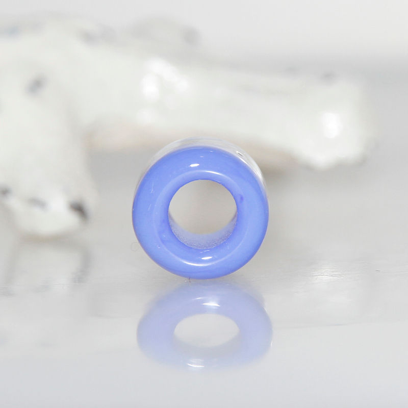 Thumbnail: glass dread bead