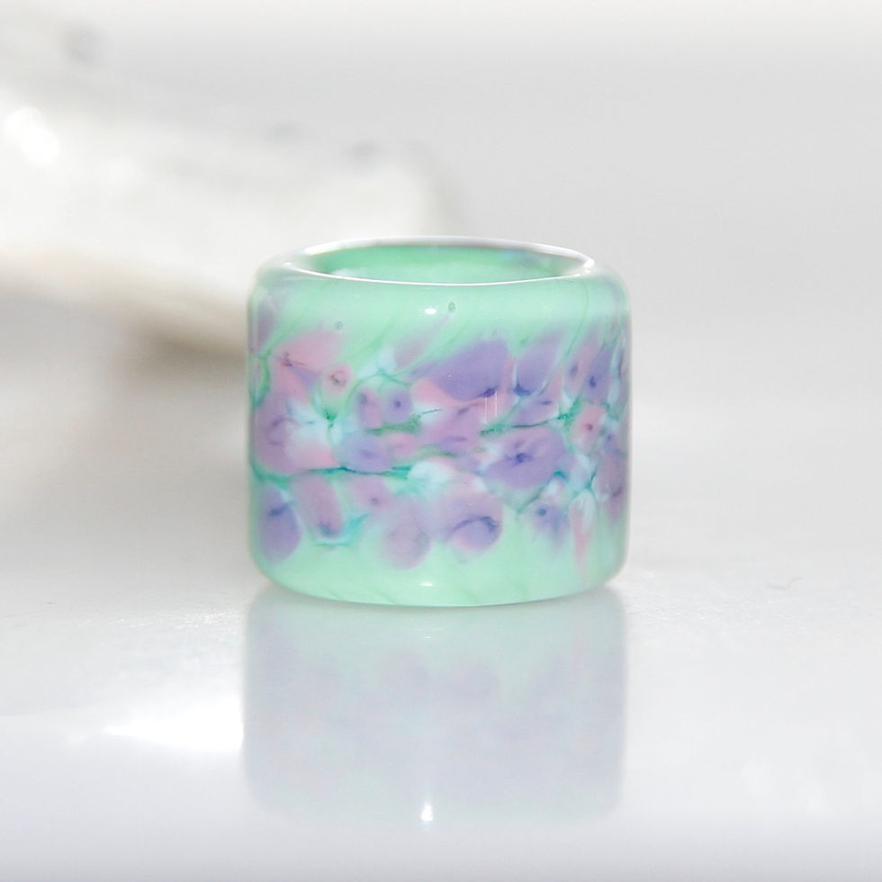 Thumbnail: pretty dread bead
