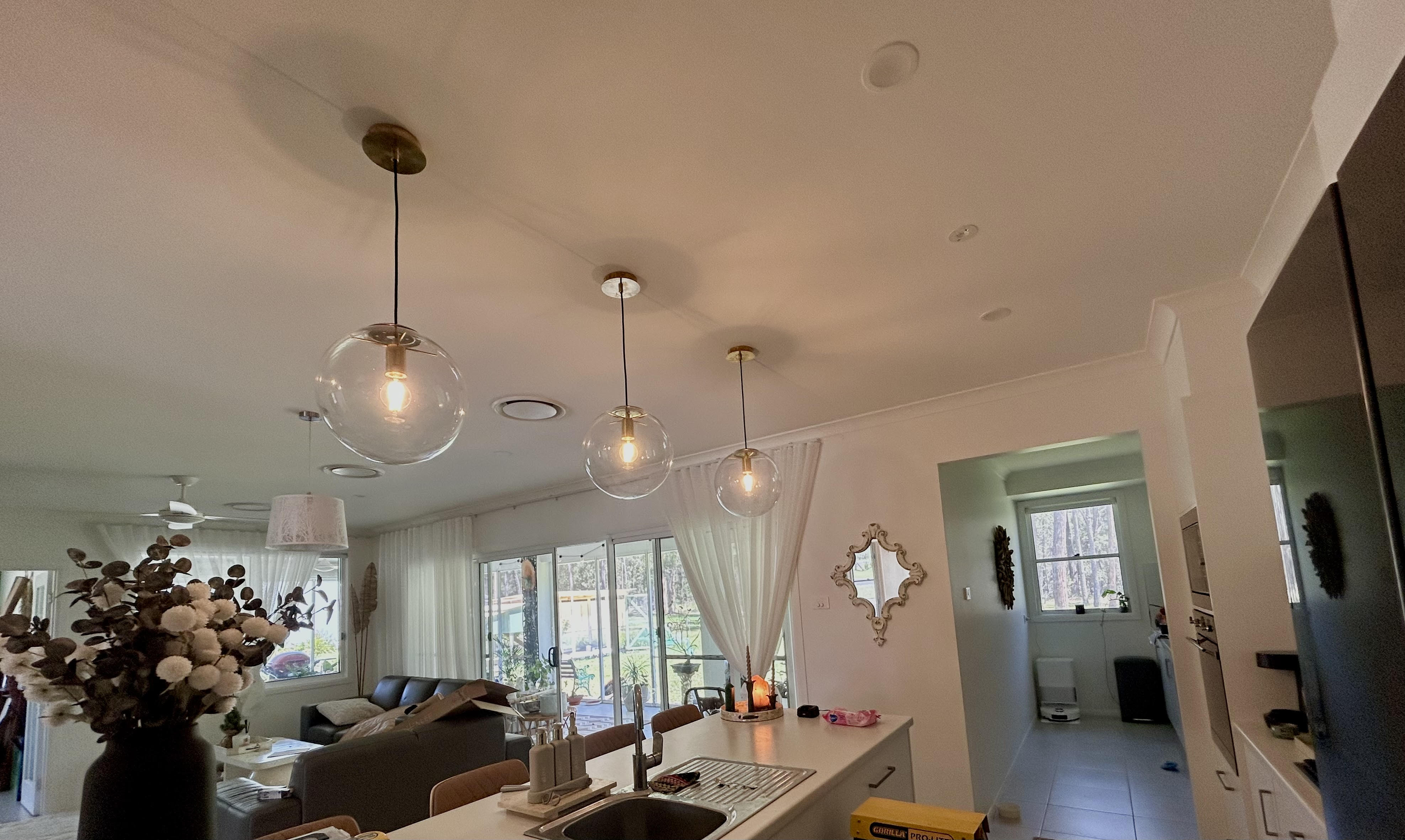 Vintage brass pendant lights — Gulmarrad