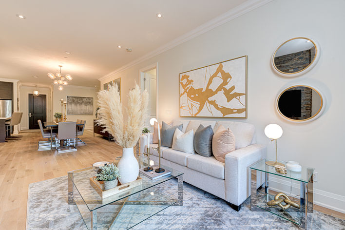 Woodbridge Luxury Condo