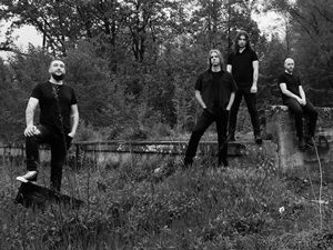 ESCALATION presenta la primera canción de su álbum debut