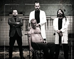 Los íconos del metal brasileño Faces of Death atacan con fuerza con su nuevo sencillo y video "Terror em Barbacena"