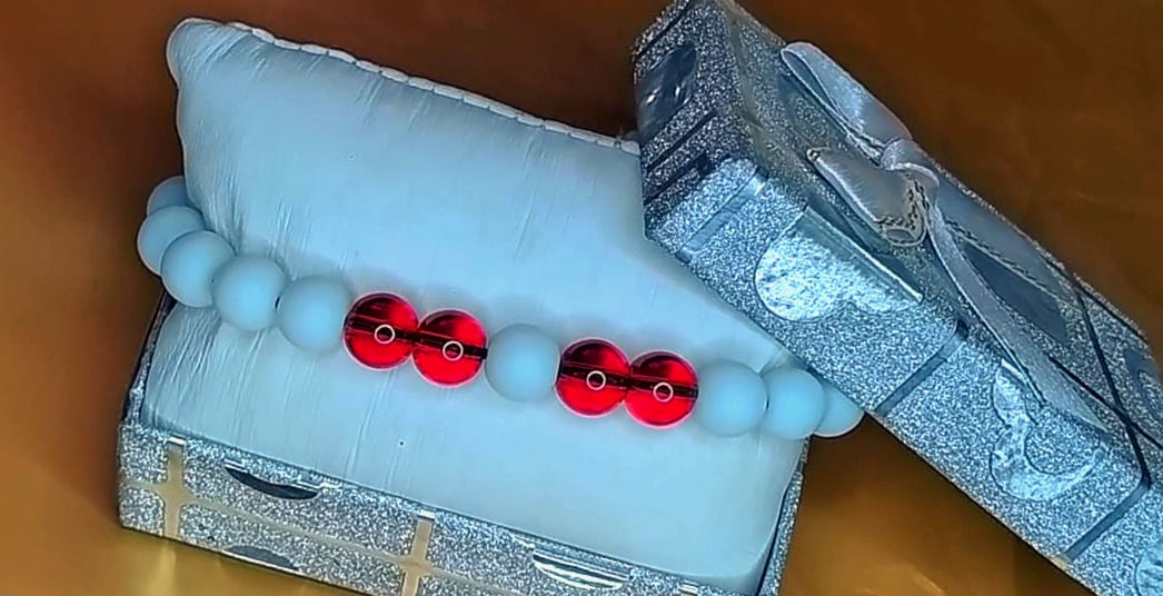Pulsera Onix Blanca y Rojo
