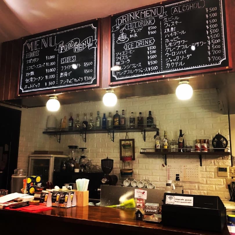 カフェ・ミュージックバー内装工事の施工写真