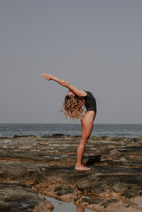 Alizée Studio tarifa shooting yoga