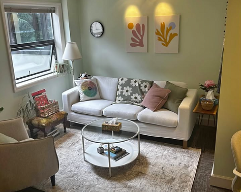 Dr. Kristen Silveira, Registered Psychologist's therapy office in Victoria British Columbia