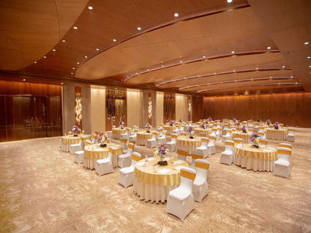 Tips for Hosting a Grand Anniversary Celebration