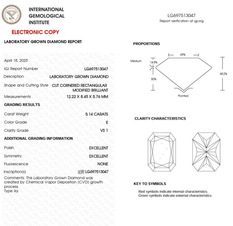 Thumbnail: 5.00 Carat Radiant Cut Diamond Ring with wedding band in 18k Gold