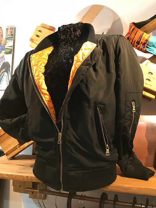 Bomber forro naranja | Two One Six