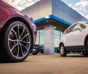 كيف يعزّز تجار السيارات الكفاءة ويرفعون العائد على الاستثمار (ROI)