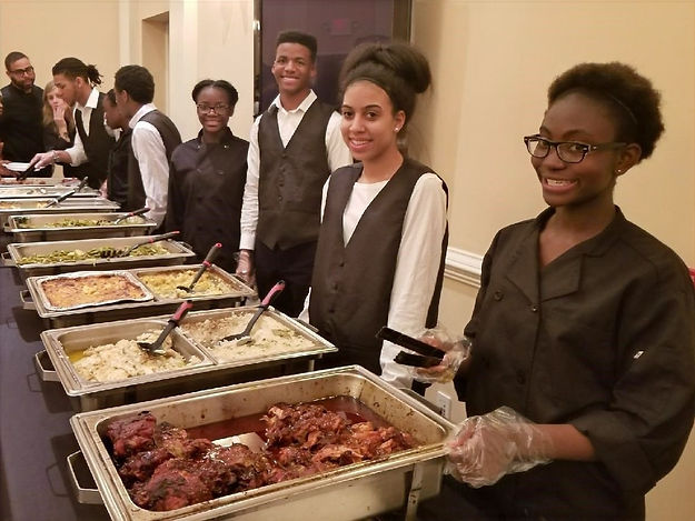 FOSCI students serving (2)_edited.jpg