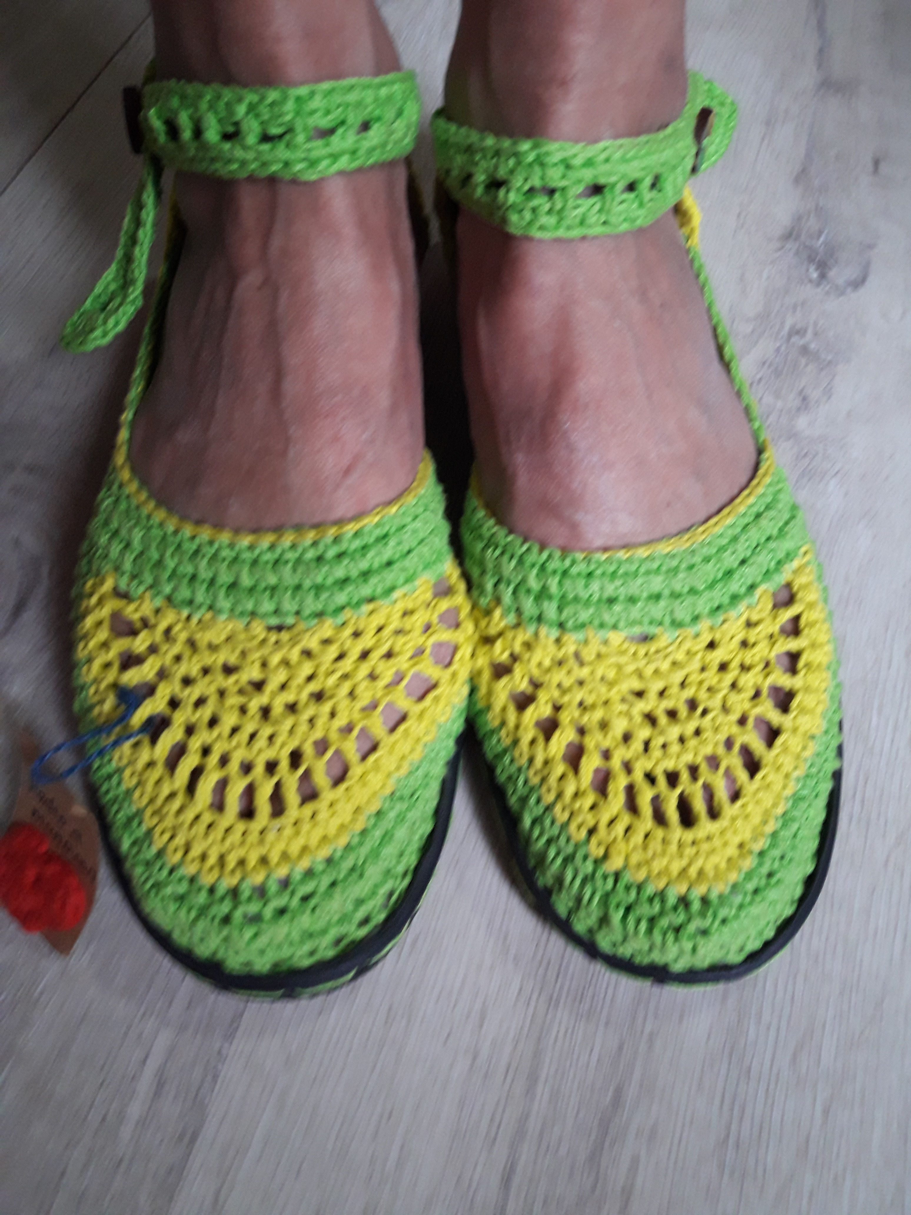 Alpargata tejida a crochet