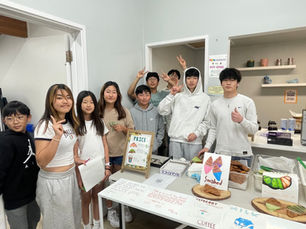 Romans 5:6–11, Tuesday, March 10, 로마서 5:6–11, 3월10일 화요일