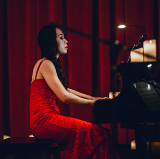 Janice-Tan_piano_Fever’s-Candlelight_bach to the future-4.jpeg