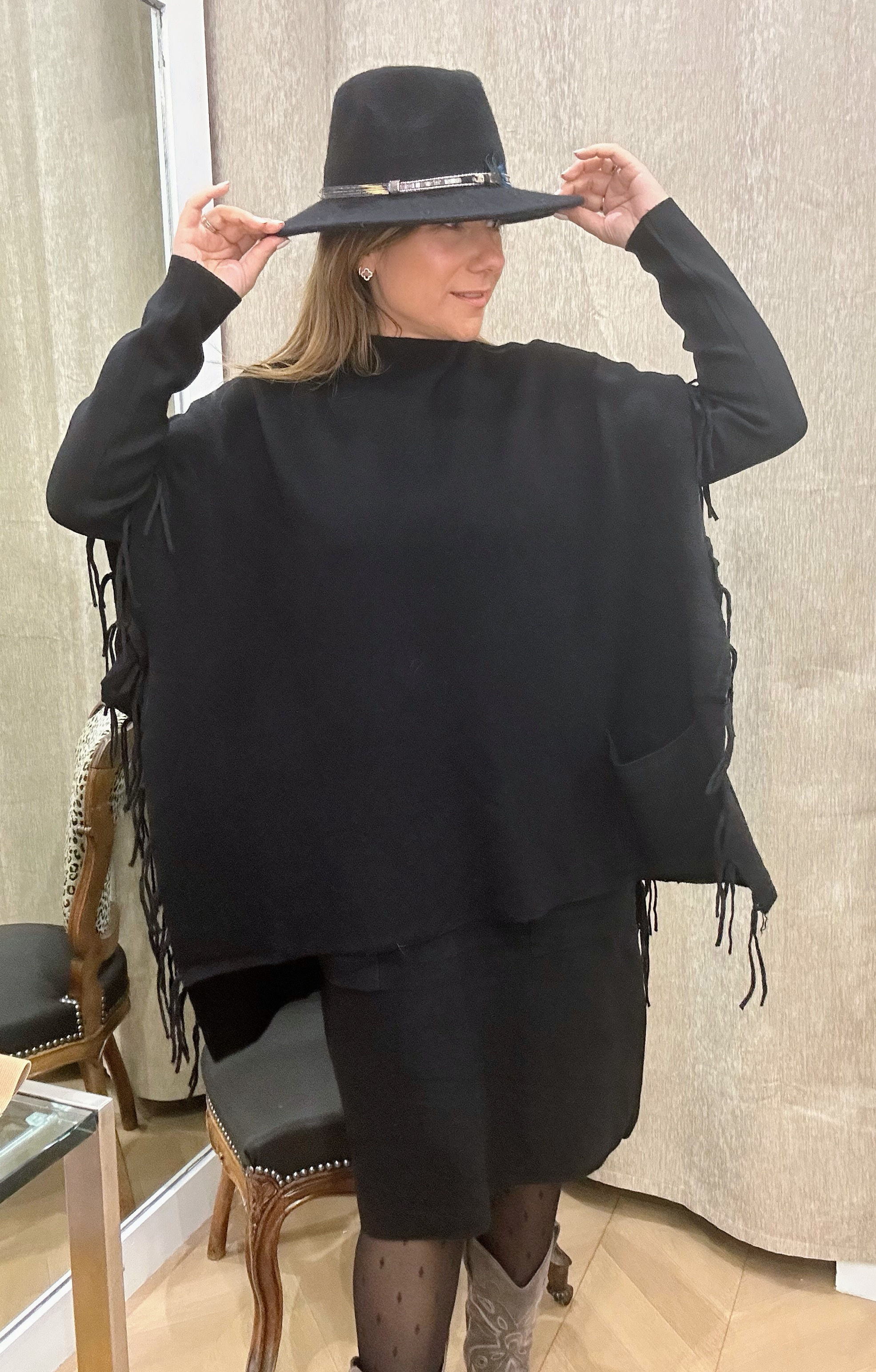 Poncho Frange Noir