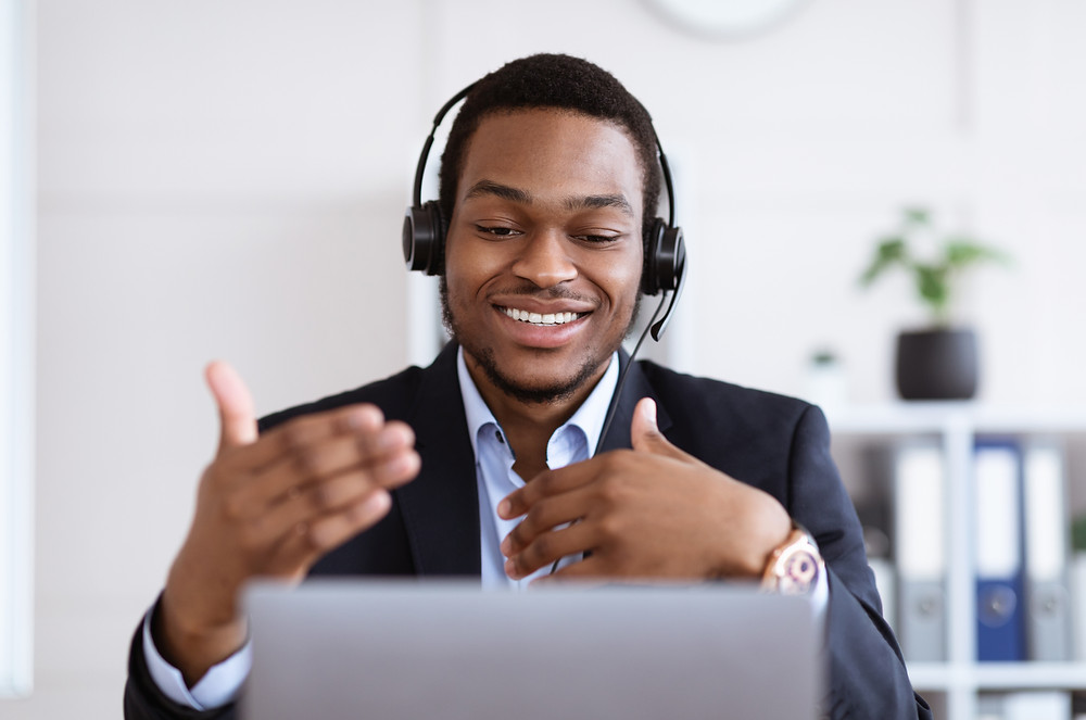 Appointment setter explains the importance of customer insurance review appointments.