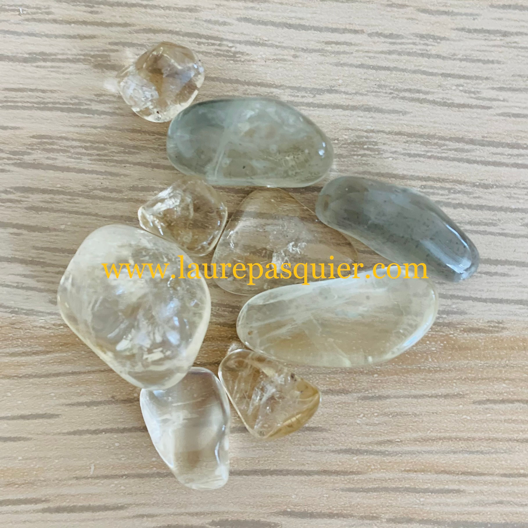 CITRINE NATURELLE PIERRE ROULÉE environ 2 cm