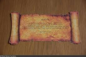 ÉNIGMES ET AVENTURES