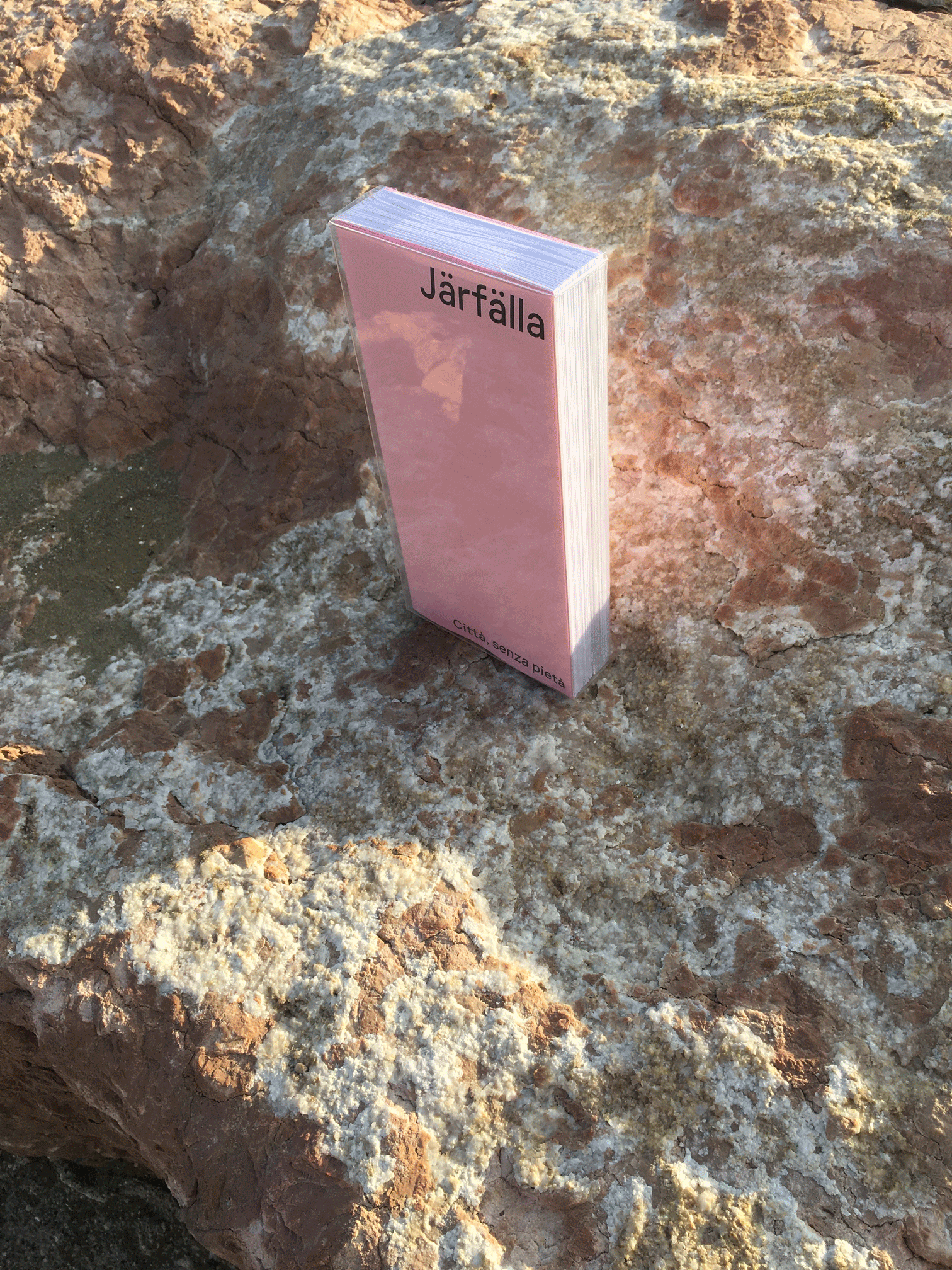 gif_rivista_serie-della-roccia4.gif