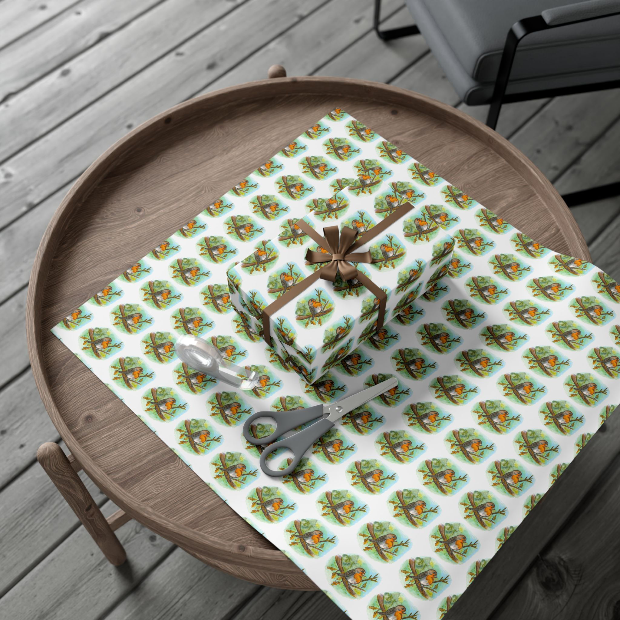 Robin Gift Wrap Paper – Festive Bird Pattern for Christmas & Winter Presents