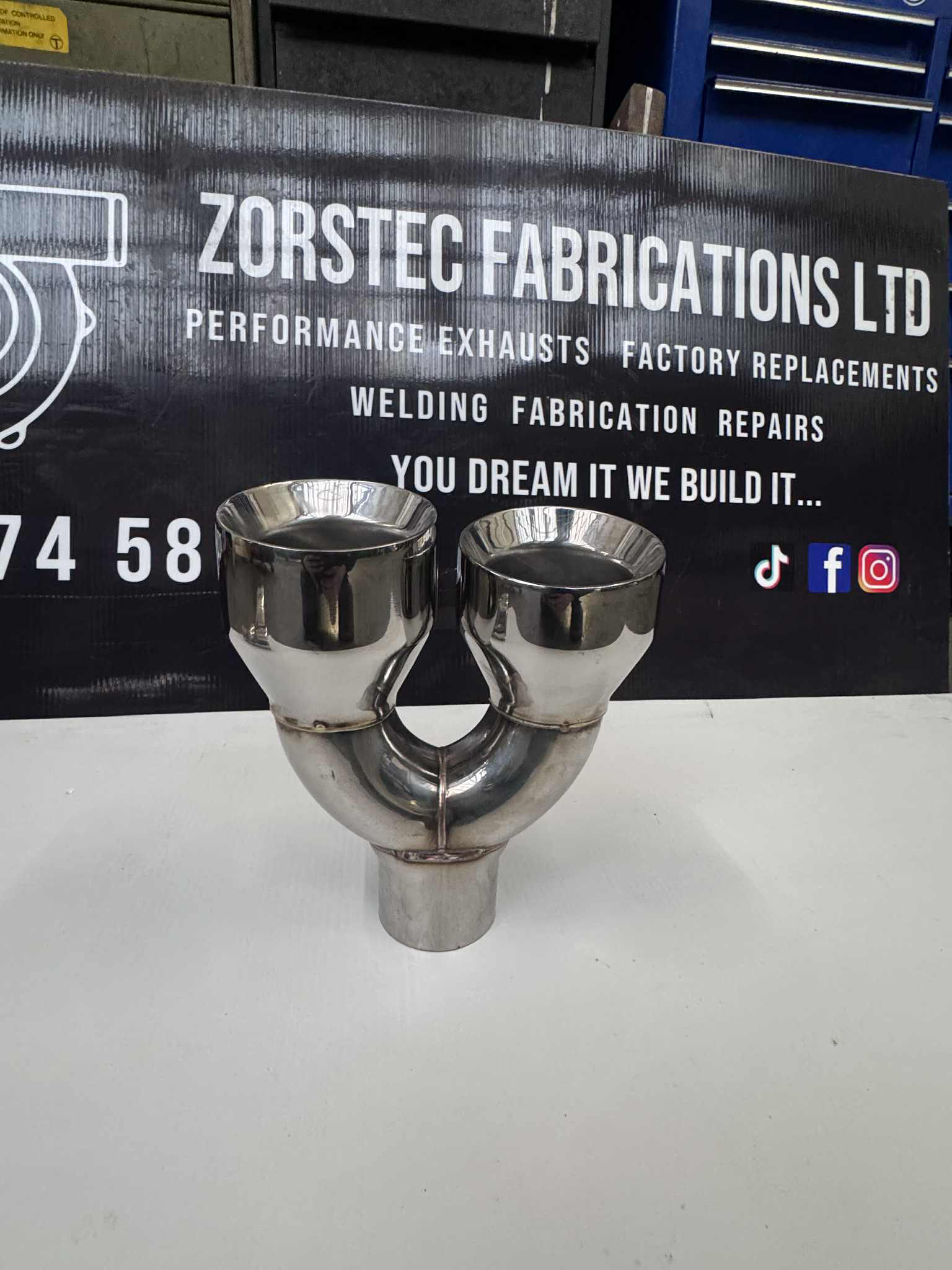 4” Stainless Twin Staggered Slash Cut Tips