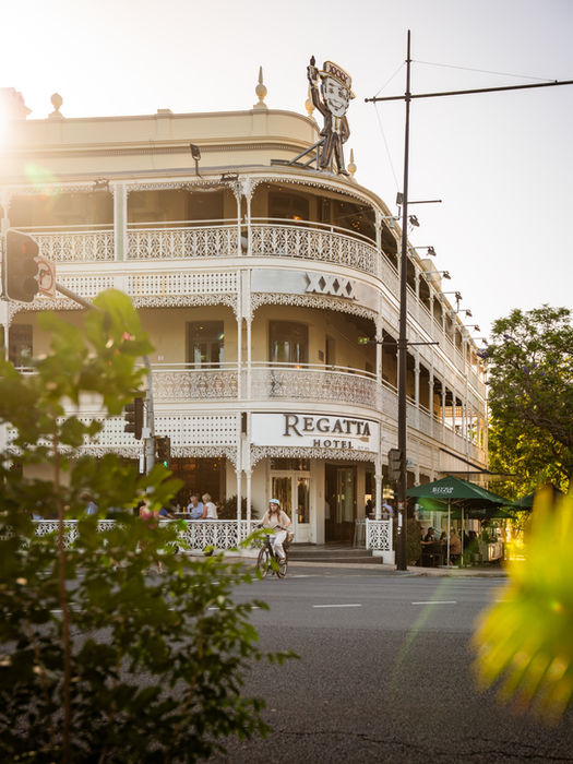 The Regatta Hotel, Toowong