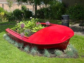The Cptn Bill Boat looks fabulous