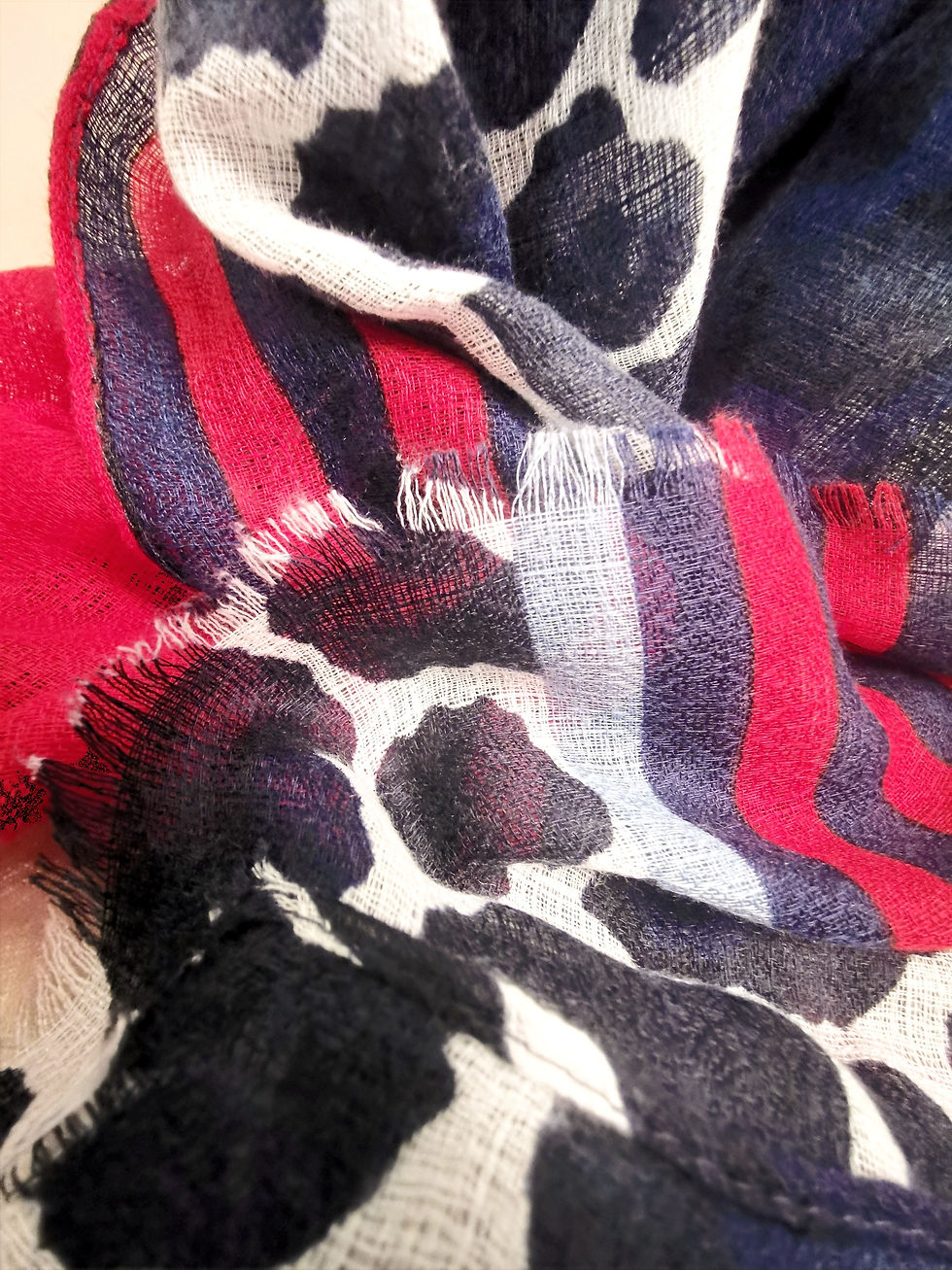 Miniature : Lightweight Scarf Mixed Leopard Print