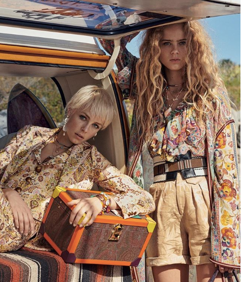 Etro, the master of prints, shows us how to wear the scarf print trend. Image courtesy of @etro