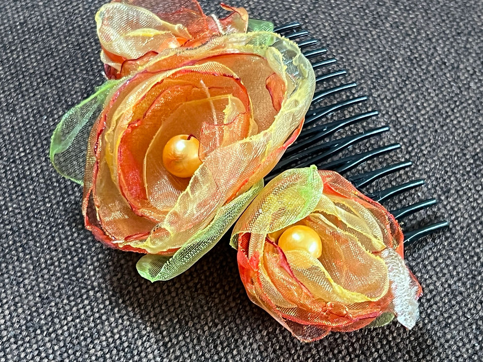 Miniaturbild: Stoffblüten Haarkamm Gelborange