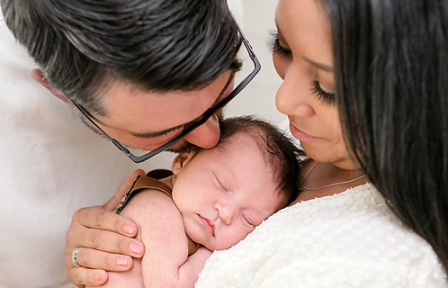 Greensboro NC family newborn photographer.jpg