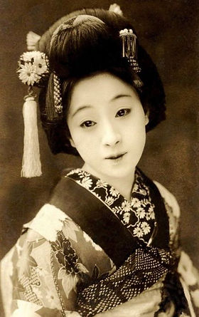 Fotos Antiguas de geisha japonesa_16.jpg
