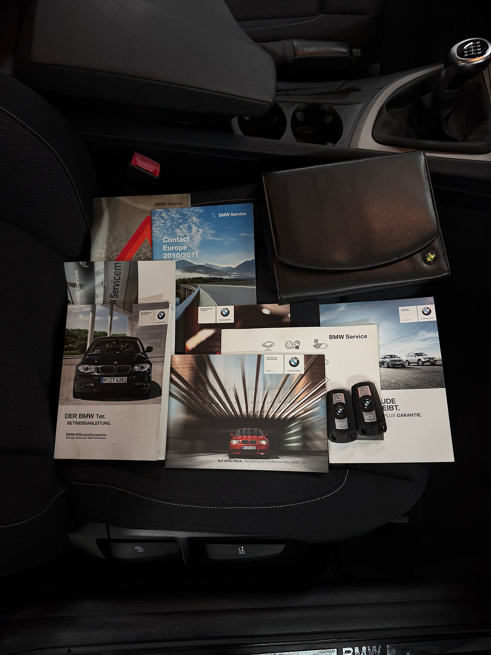 Miniature : Bmw serie 1 118 i 143 cv