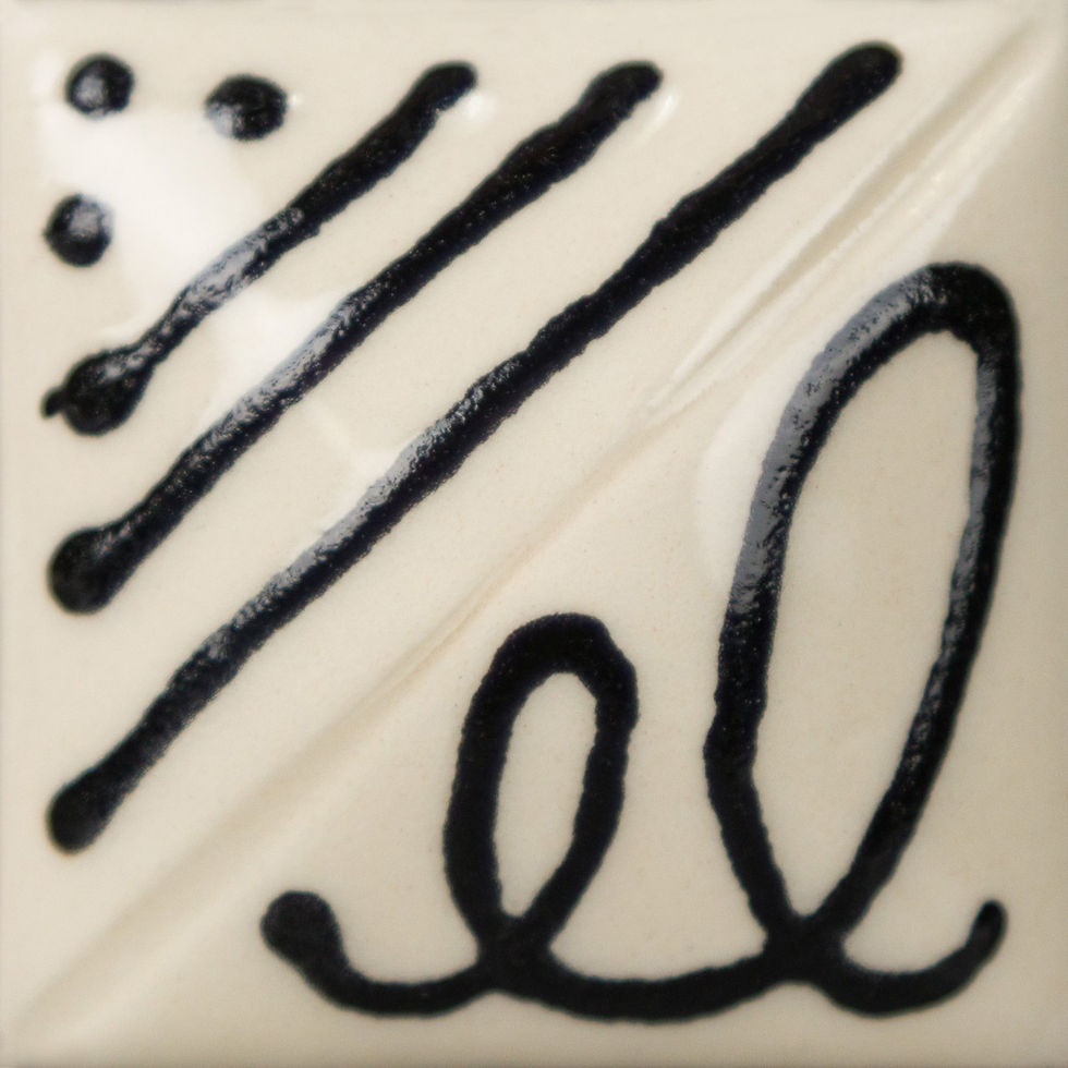 Miniatura: Designer liner negro