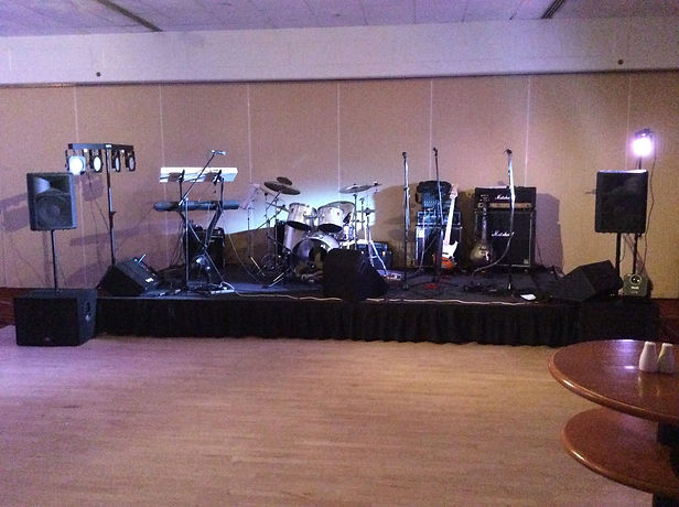 Band Empty10560307_321383871359224_19176